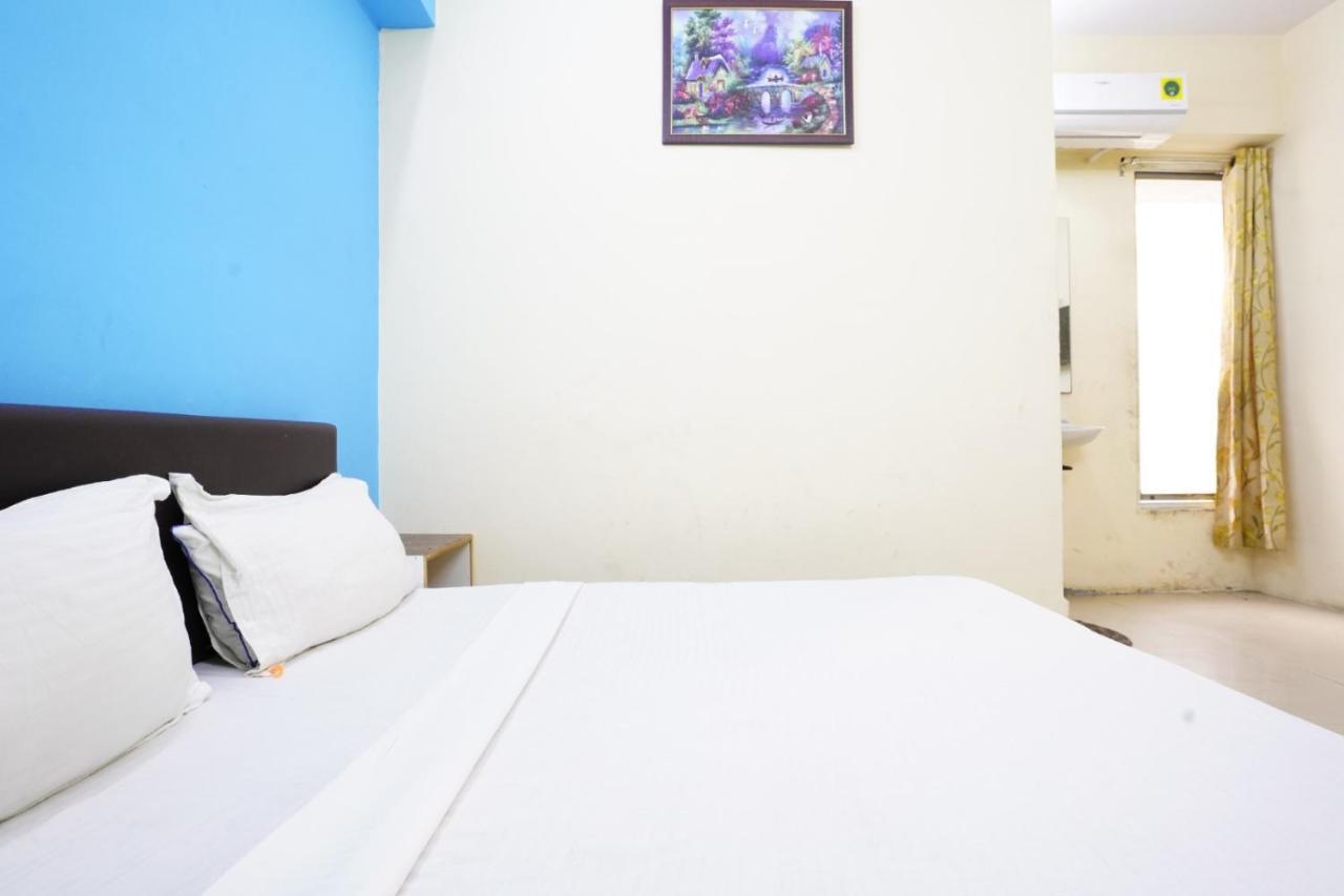 Infinity Rooms & Banquet Surat Dış mekan fotoğraf